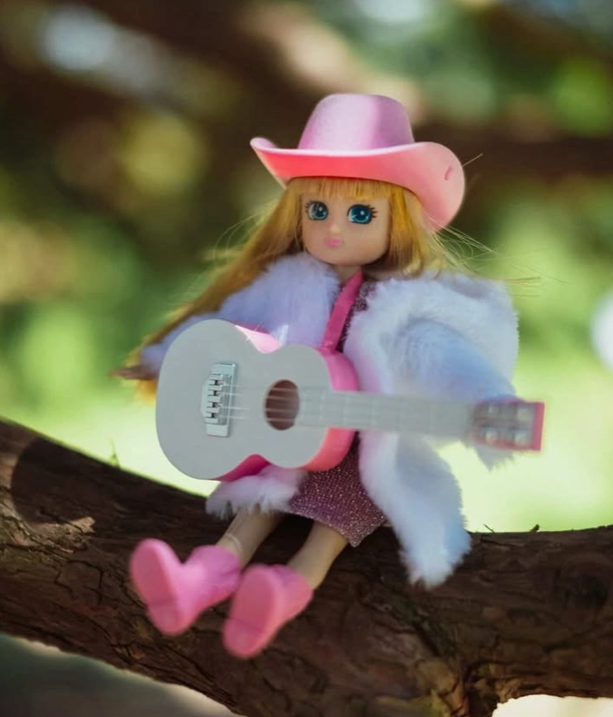 Lottie Doll: Country Girl