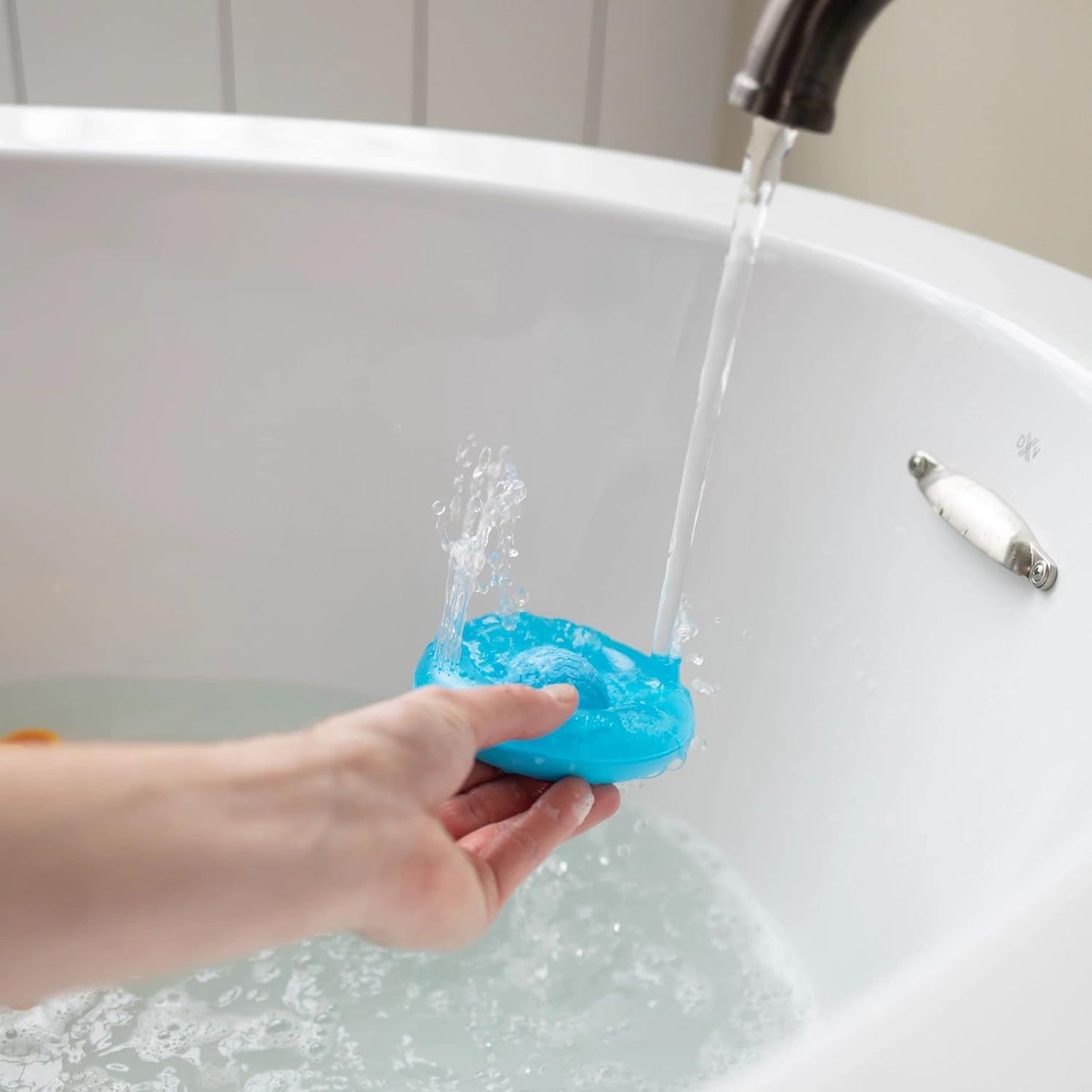 Dimpl Splash Bath Toy