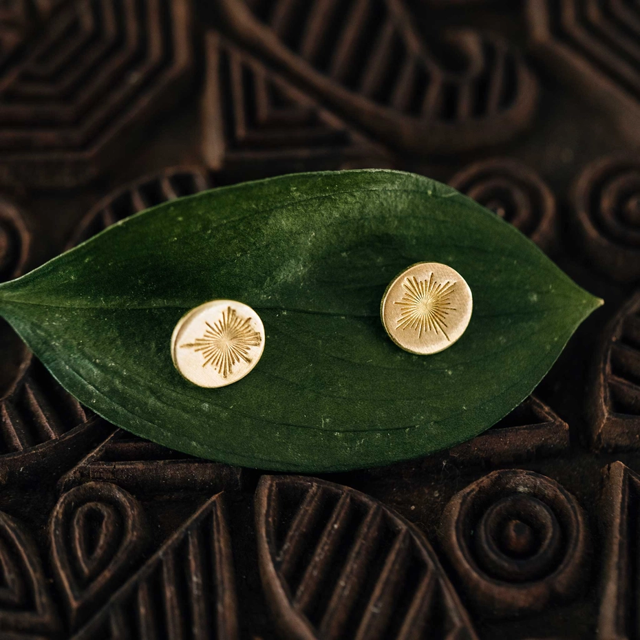 Guiding Star Bombshell Earrings