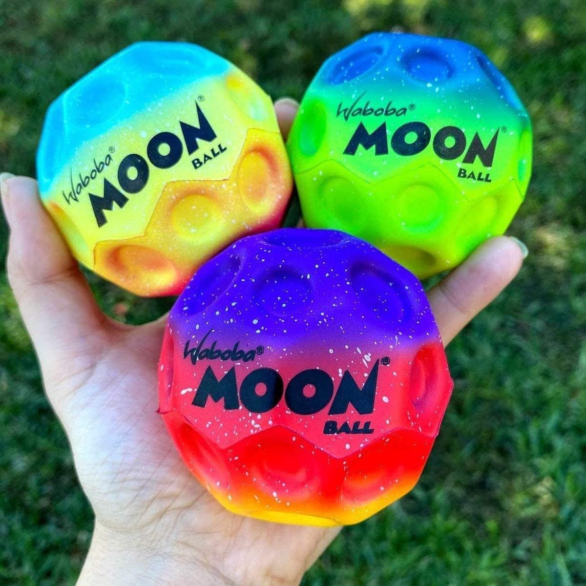 Gradient Moon Bouncy Ball