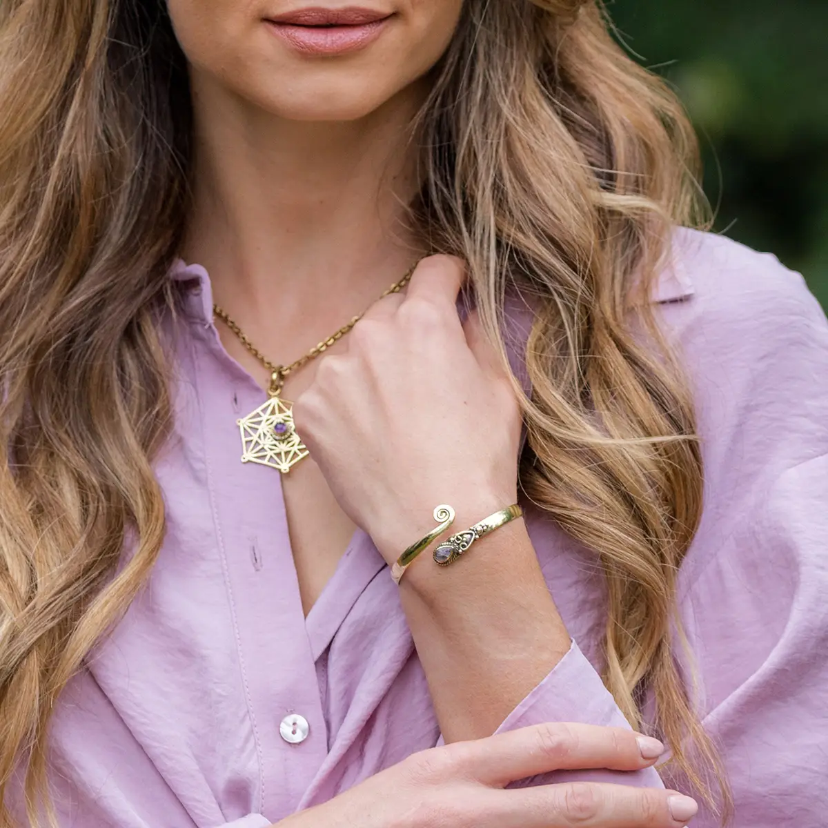 Tanvi Cuff Bracelet Gold Bangle
