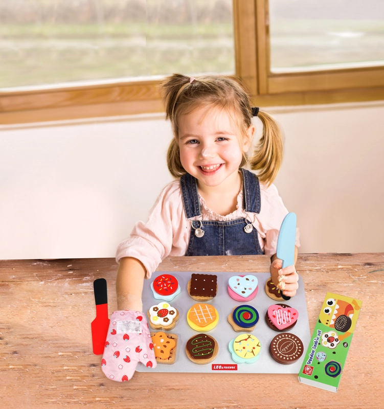 Wooden Cookie Baking Set