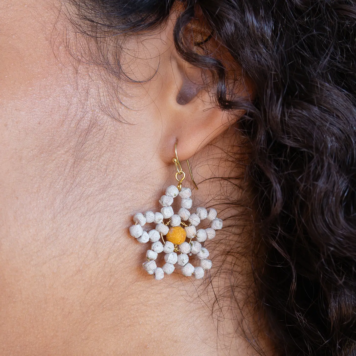 Kantha White Fleur Earrings