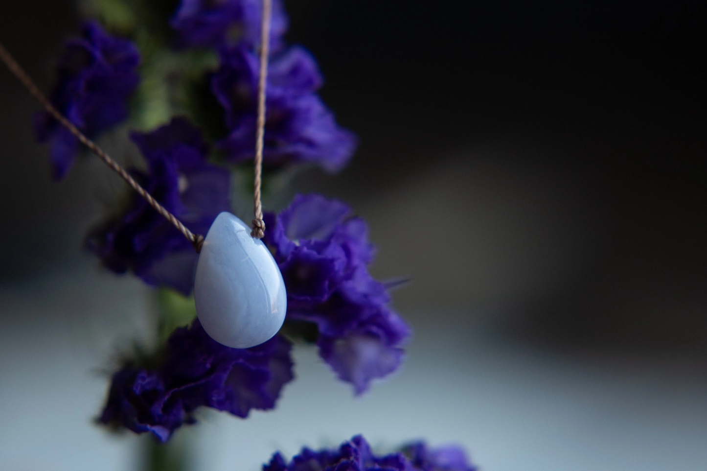 Luxe Necklace Blue Lace Agate for Confidence