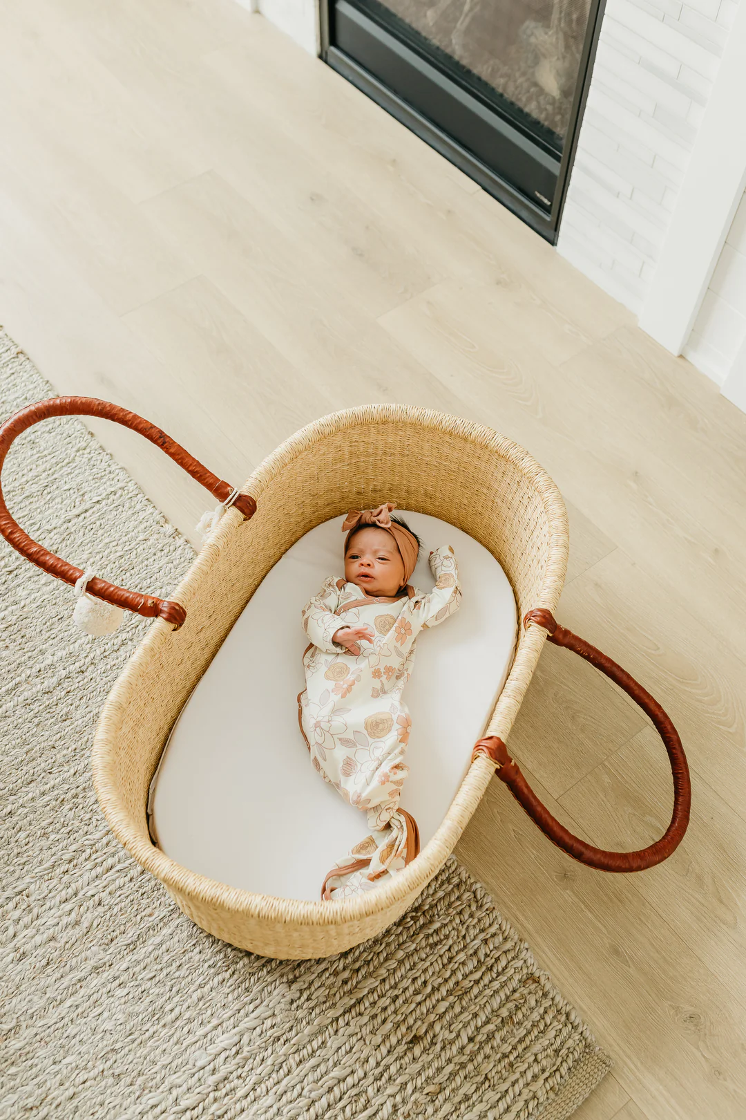 Ferra Newborn Knotted Gown