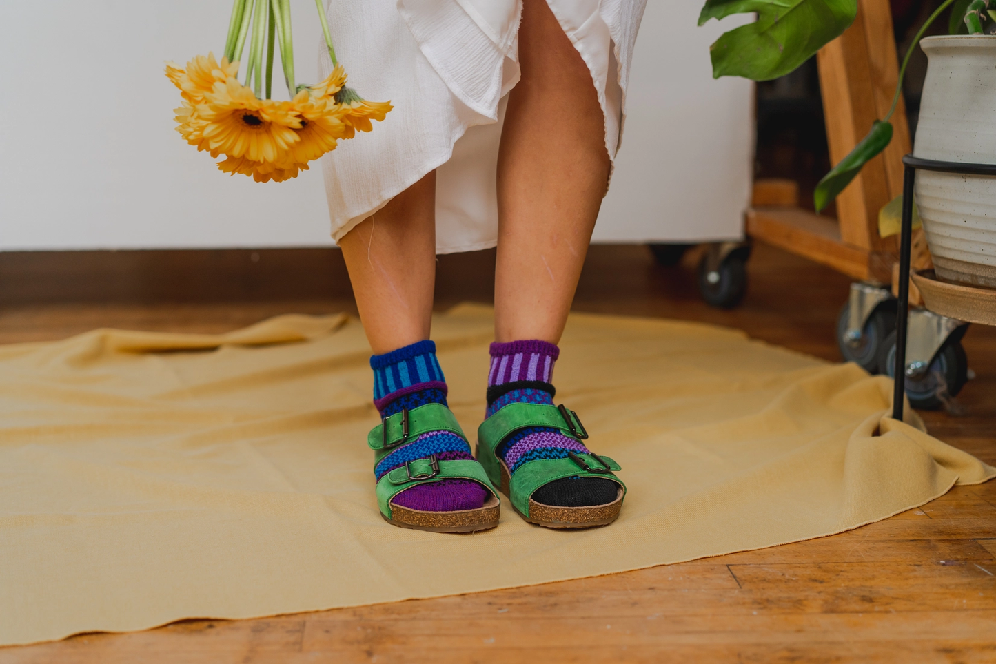 Solmate Raspberry Quarter Socks