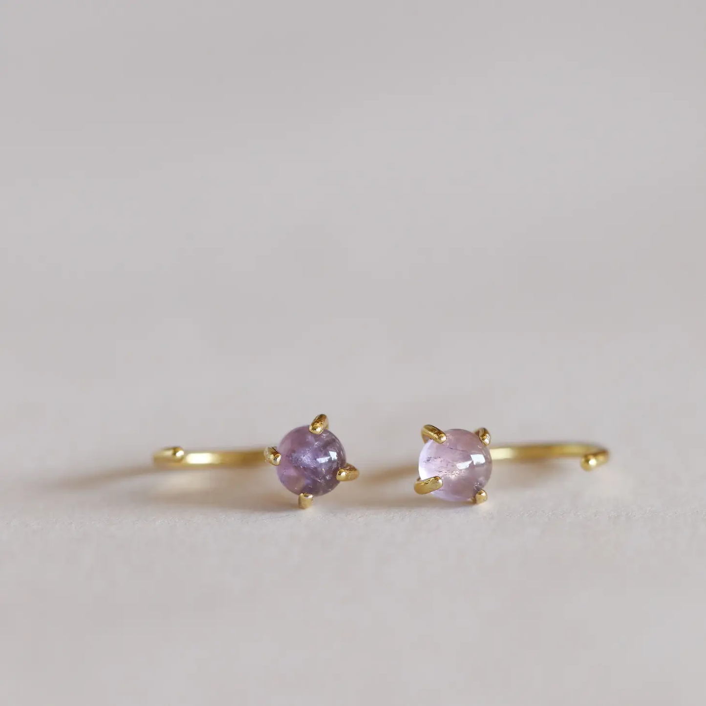 Huggie Earrings Amethyst