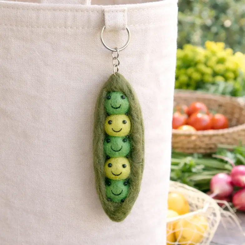 Felted Pea Pod Keychain