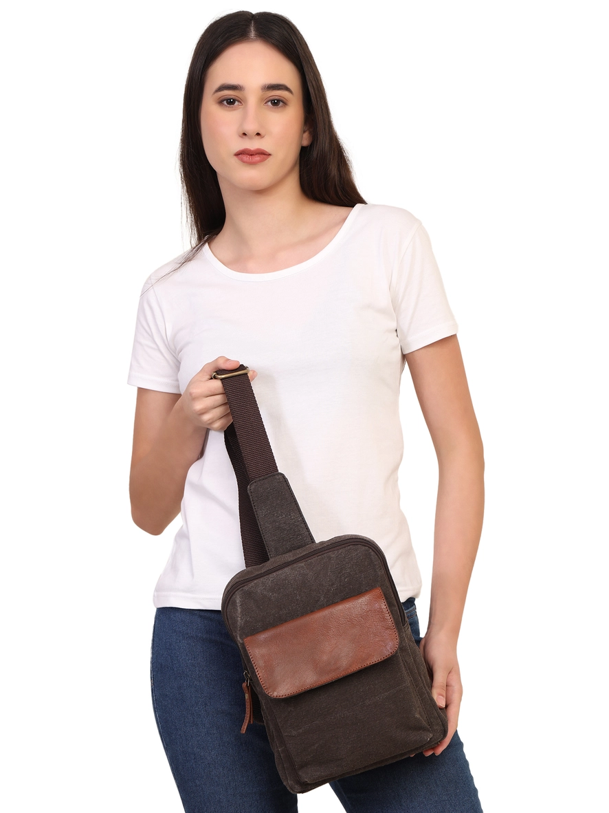Explorer Crossbody Bag