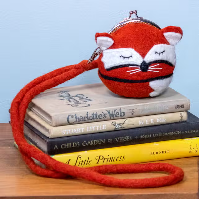 Critter Clutch Sleepy Fox