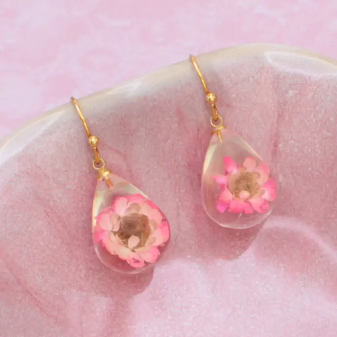 Pink Teardrop Dried Flower Earrings