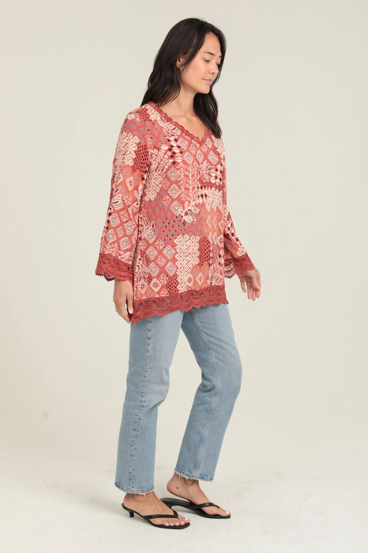 Lace Trim V-Neck Tunic Top