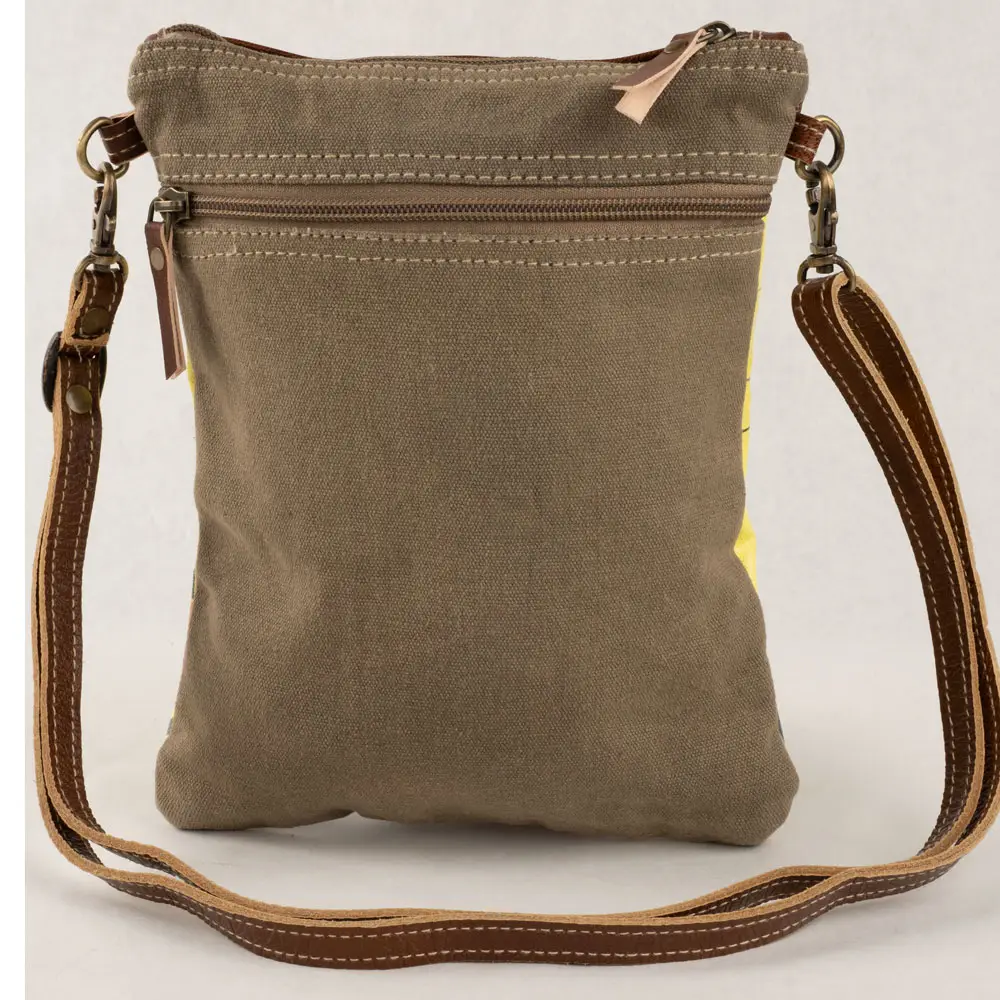Poppy Passport Canvas Bag