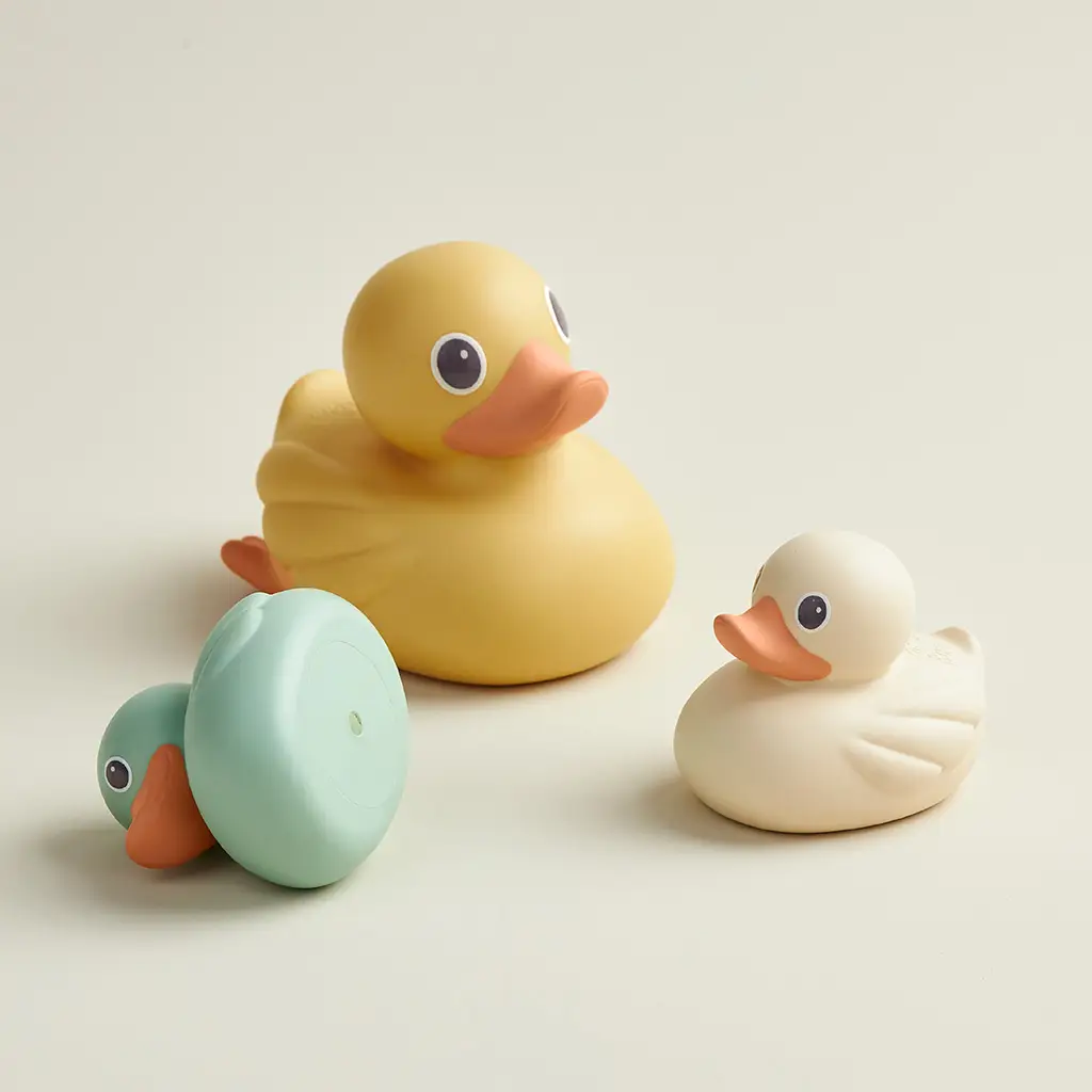 Itzy Duck Family Bath Toys