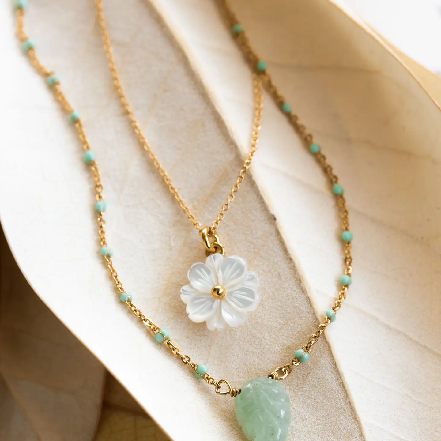 Blooming Layered Necklace Set