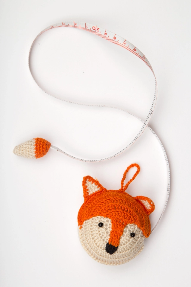 Knit Fox Mesauring Tape
