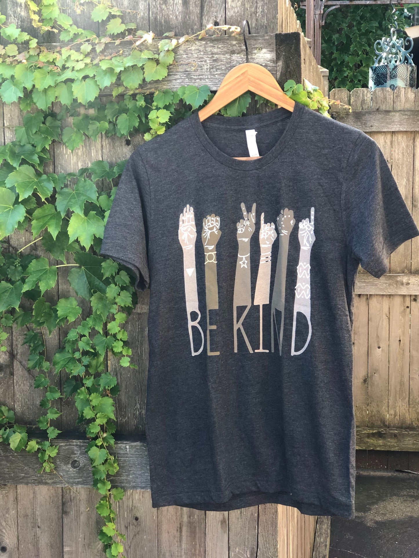 Be Kind Sign Language T-Shirt
