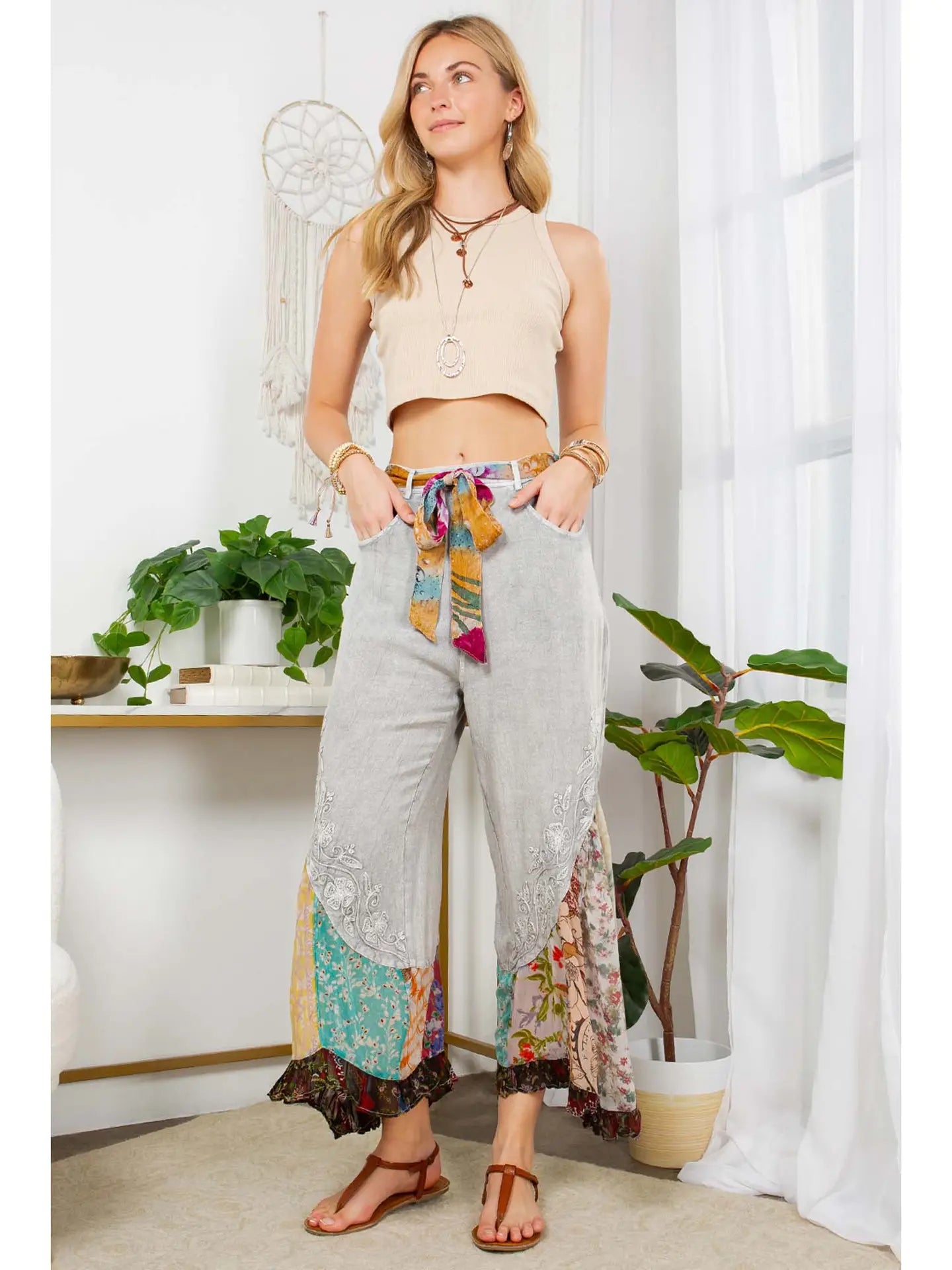Mid Length Pants with Print Patch Inserts Grey