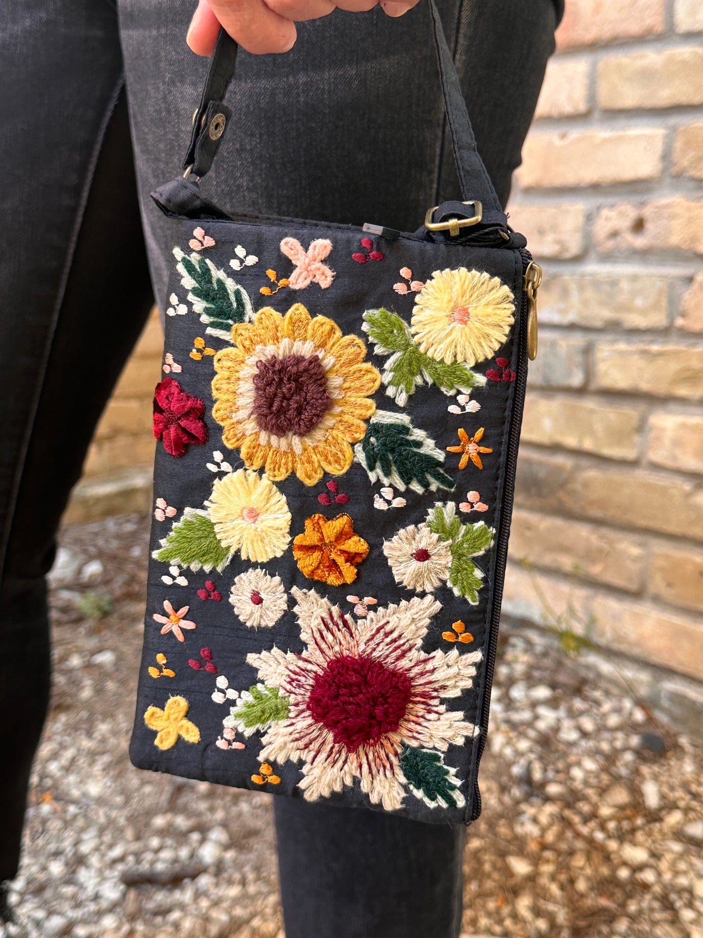 Purse - Embroidered Florals