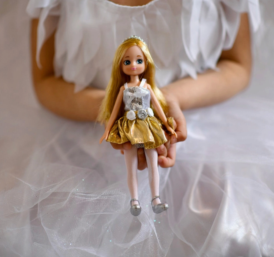 Lottie Doll: Swan Lake