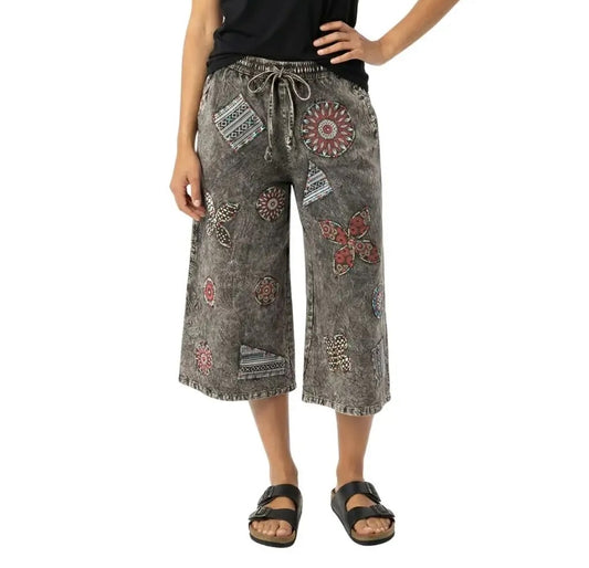 Mandala Wide-Leg Copped Pants