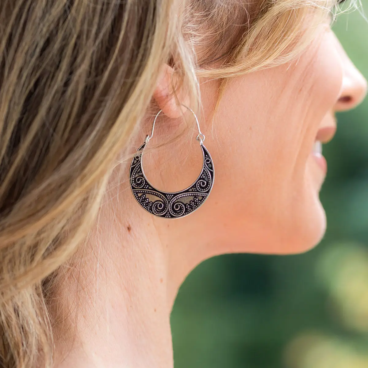 Curly Filigree Crescents Earrings