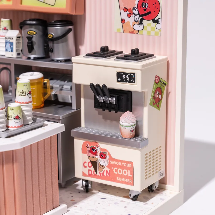 Miniature House Kit: Bubble Tea