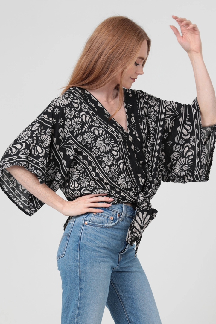 V-Neck Tie Waist Kimono Sleeve Top