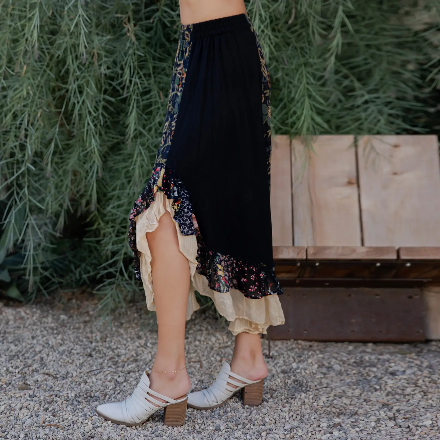 Whimsical Mid-Length Ruffle Skirt