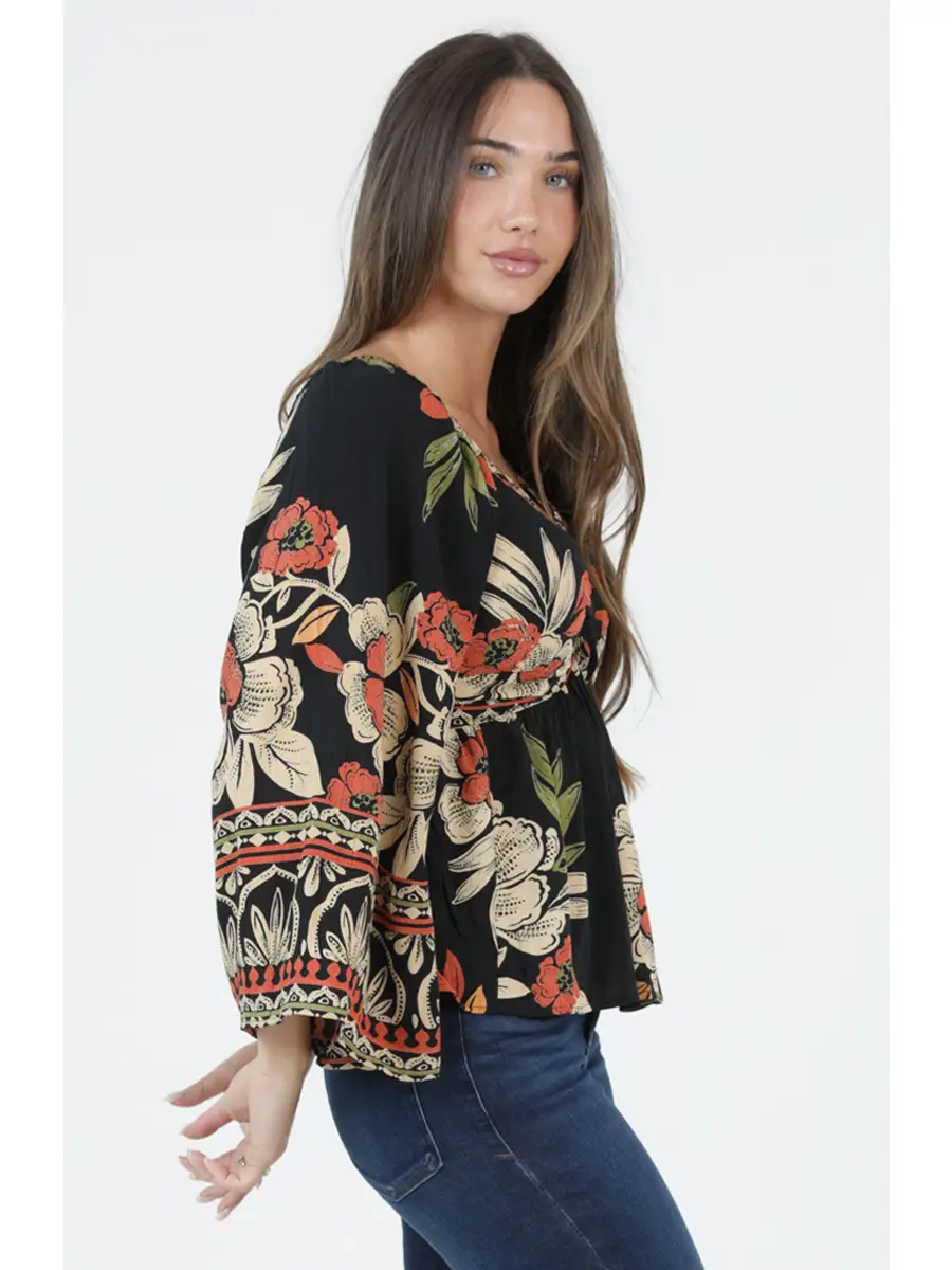Twist Front Top