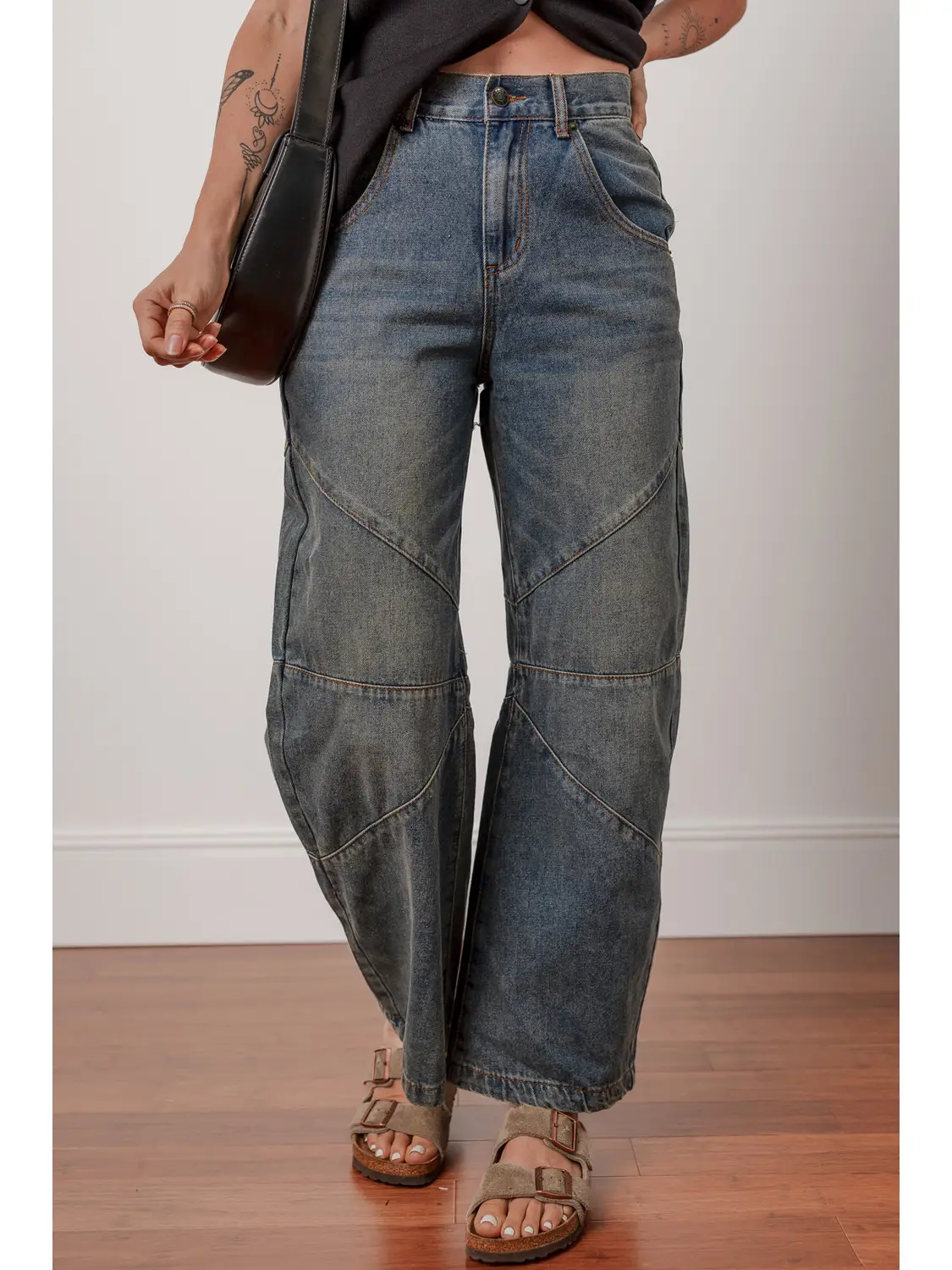 Exposed Stitching Loose Straight Jeans