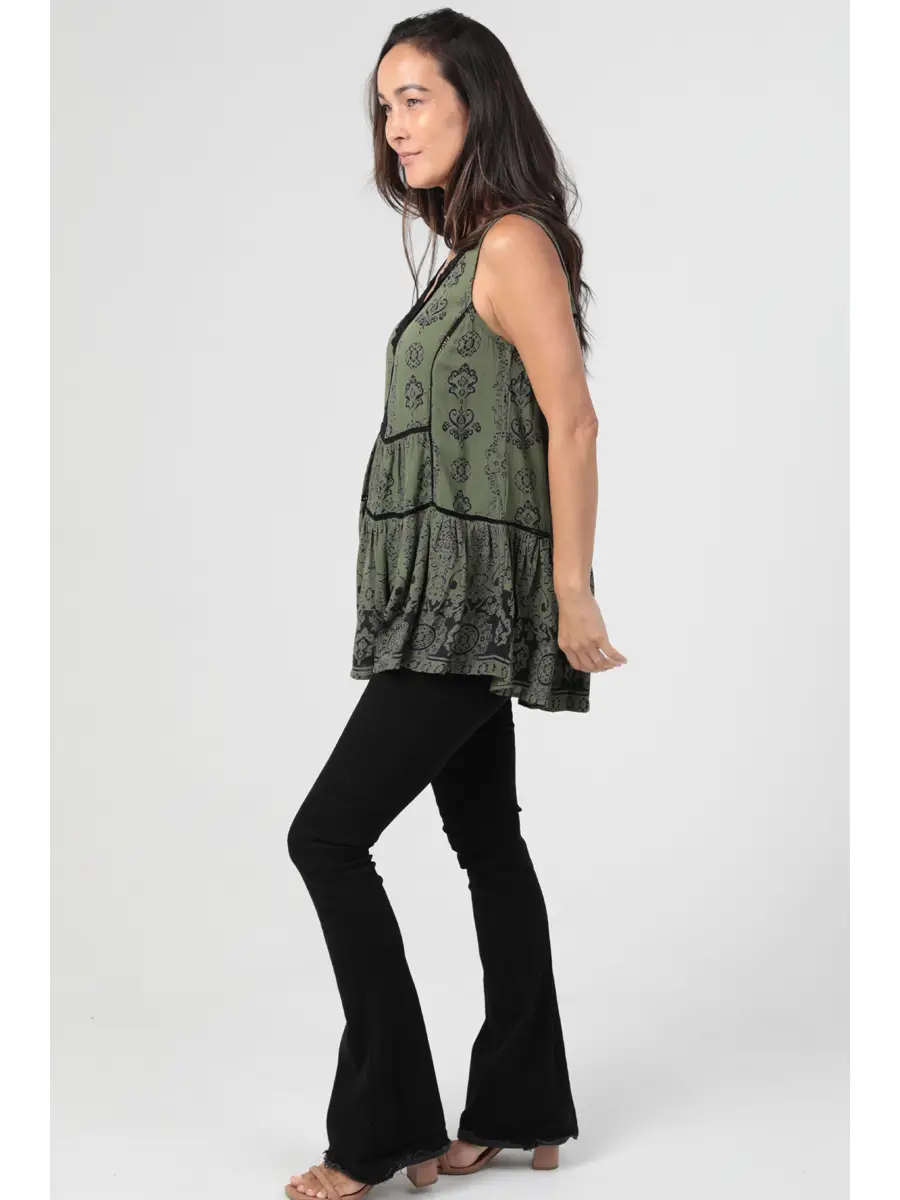 V-Neck Lace Trim Printed Tank