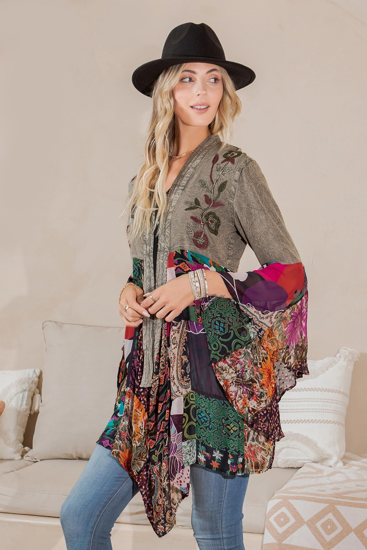 Embroidered Long Kimono With Pockets