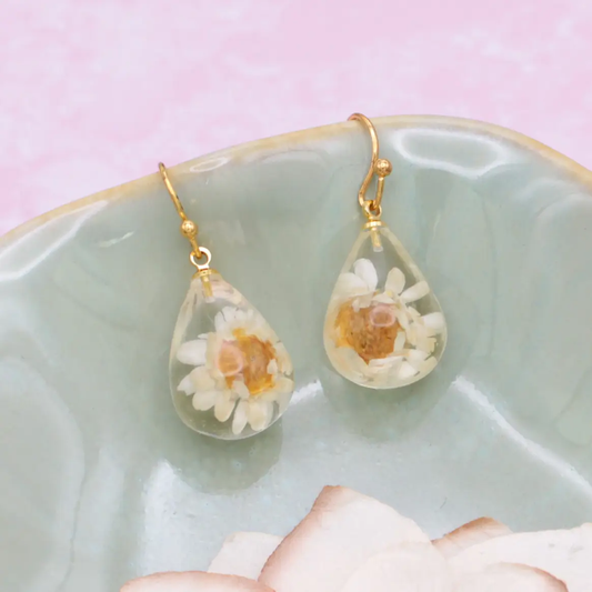 White Teardrop Dried Flower Earrings