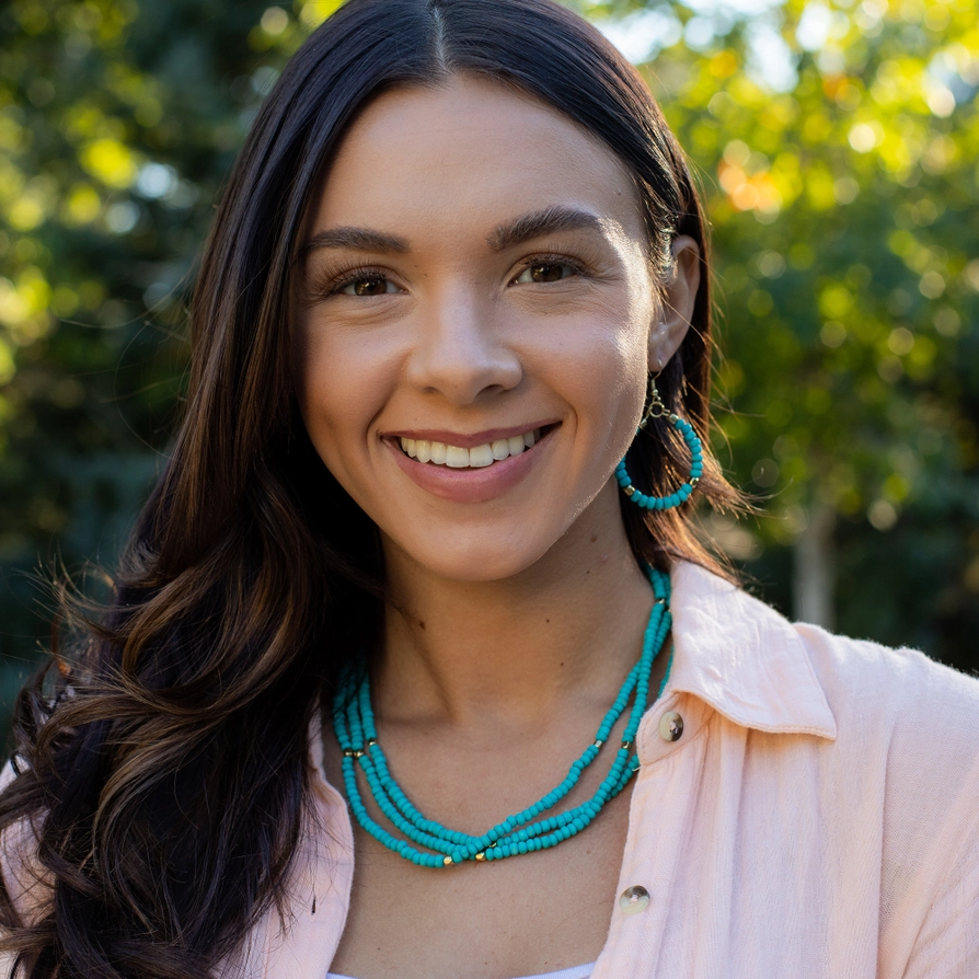 Beaded Chromatic 3 Strand Short Necklace