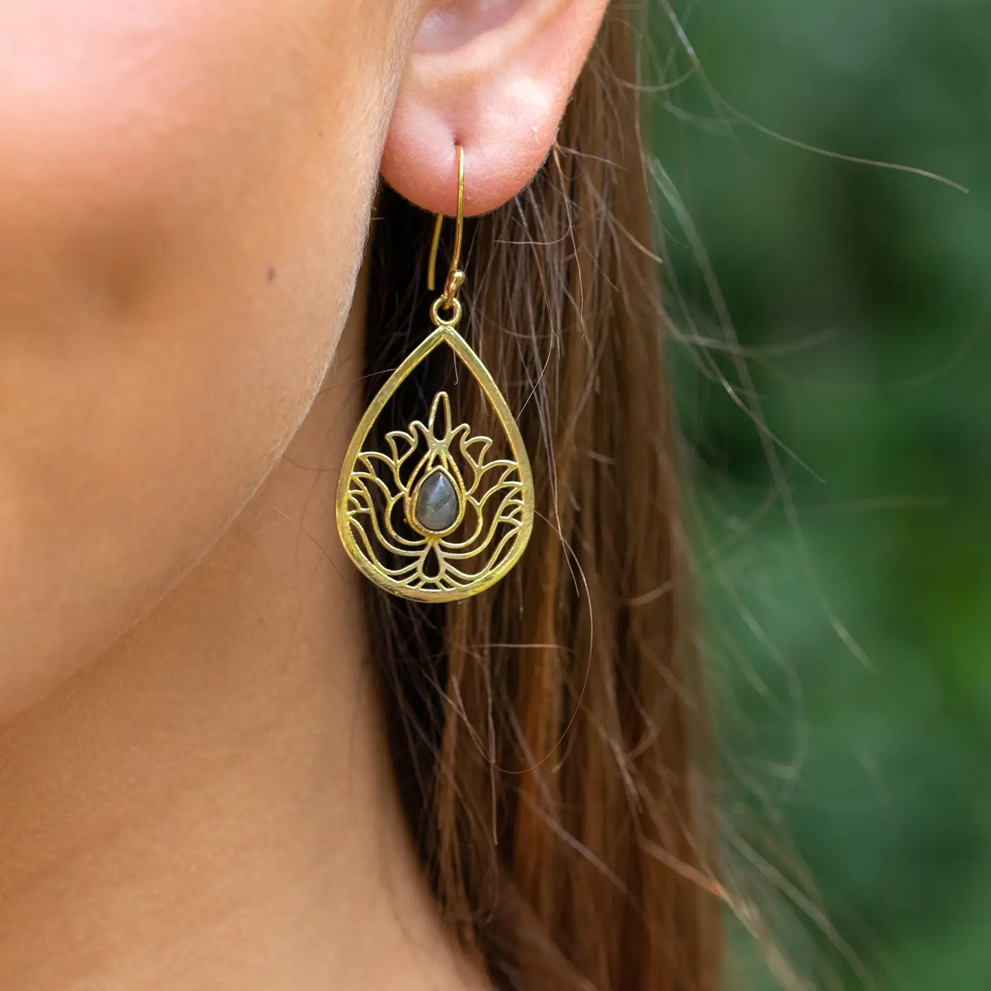 Lotus Teardrop Labradorite Earrings - Gold