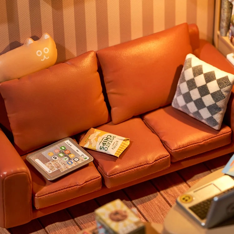 Miniature House Kit: Cozy Living Room