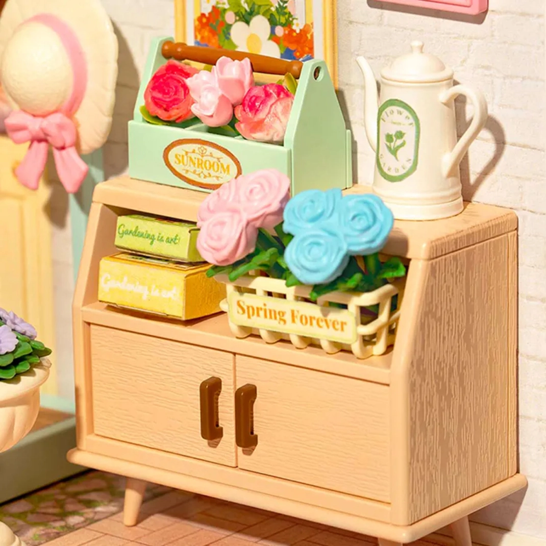 Miniature House Kit: Blooming Tea Garden