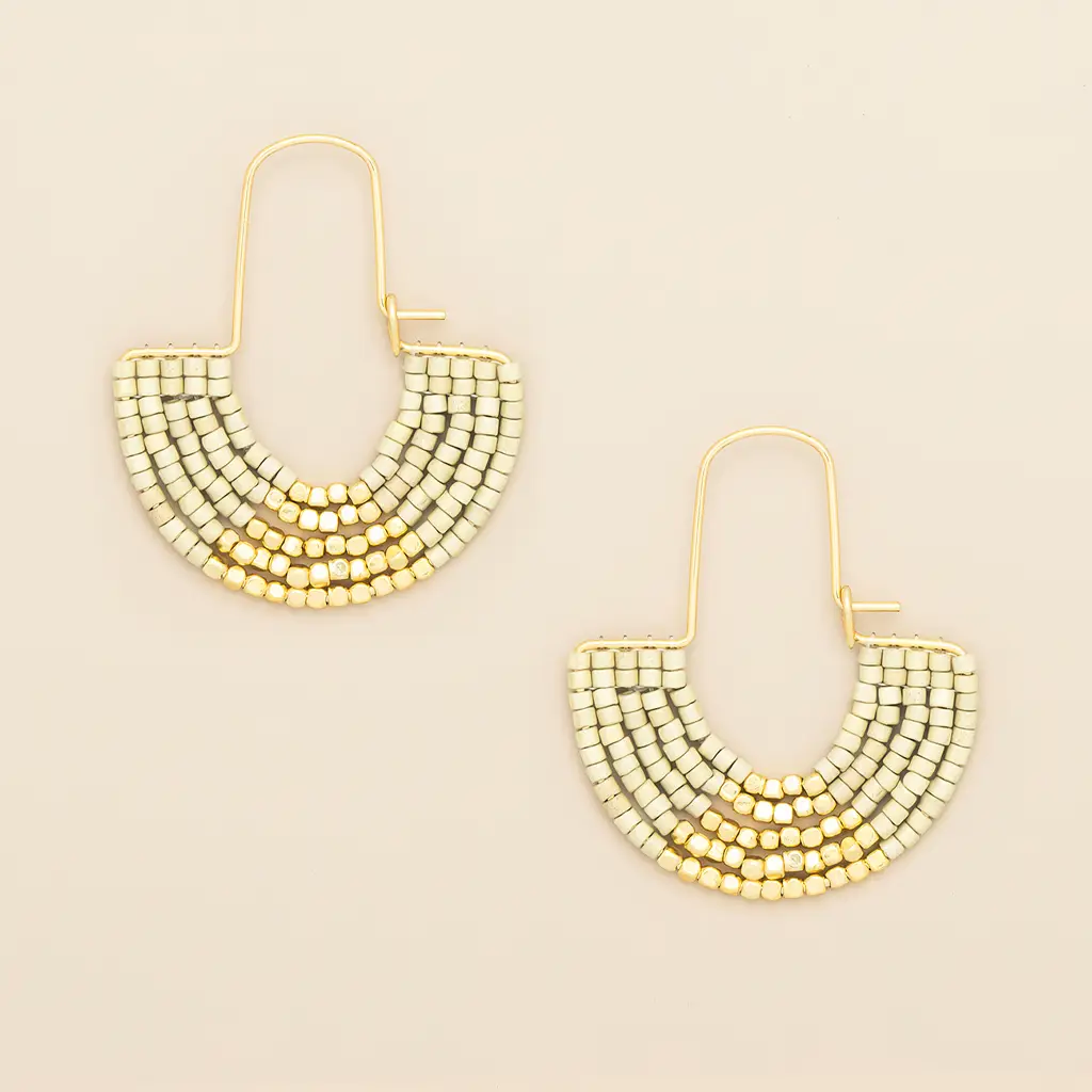 Chromacolor Miyuki U-Hoop Earrings Cream/Gold
