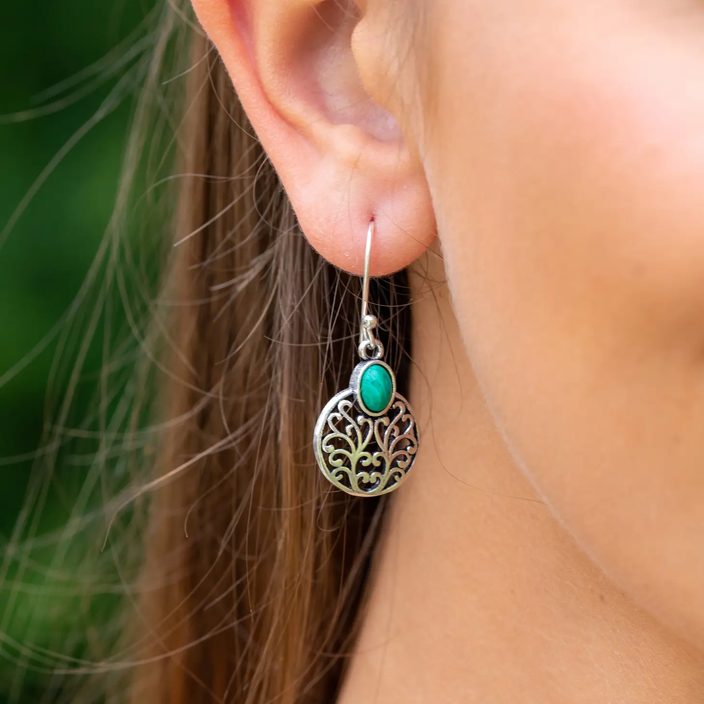 Tanvi Earrings Curly Circle - Malachite