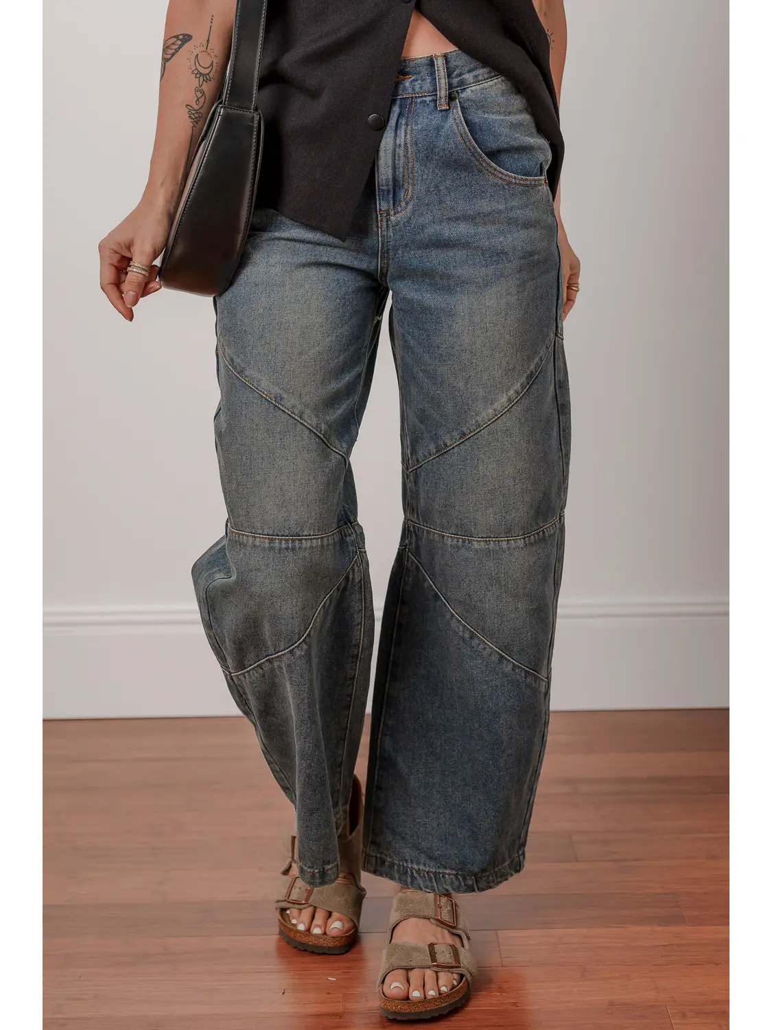 Exposed Stitching Loose Straight Jeans