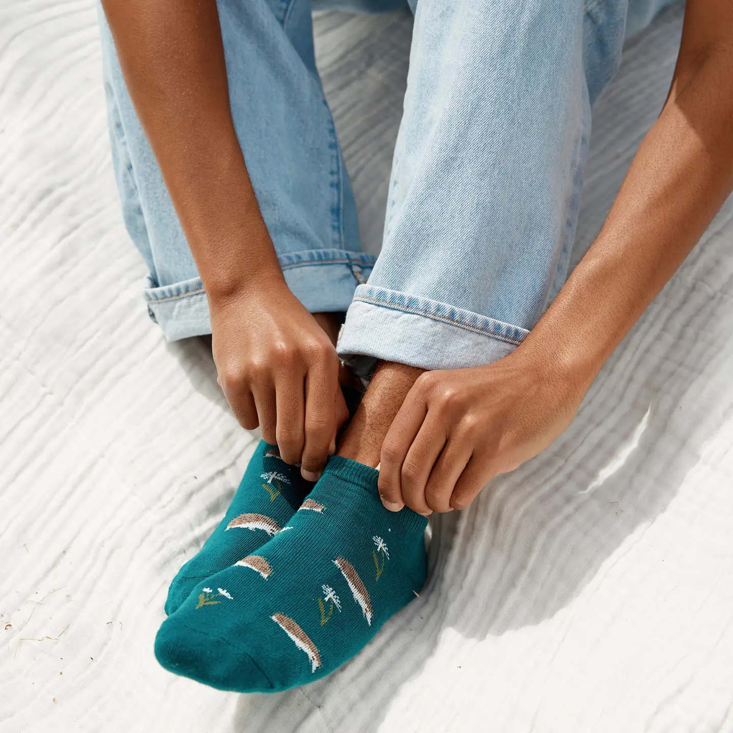 Ankle Socks That Protect Pollinators - Hedgehogs