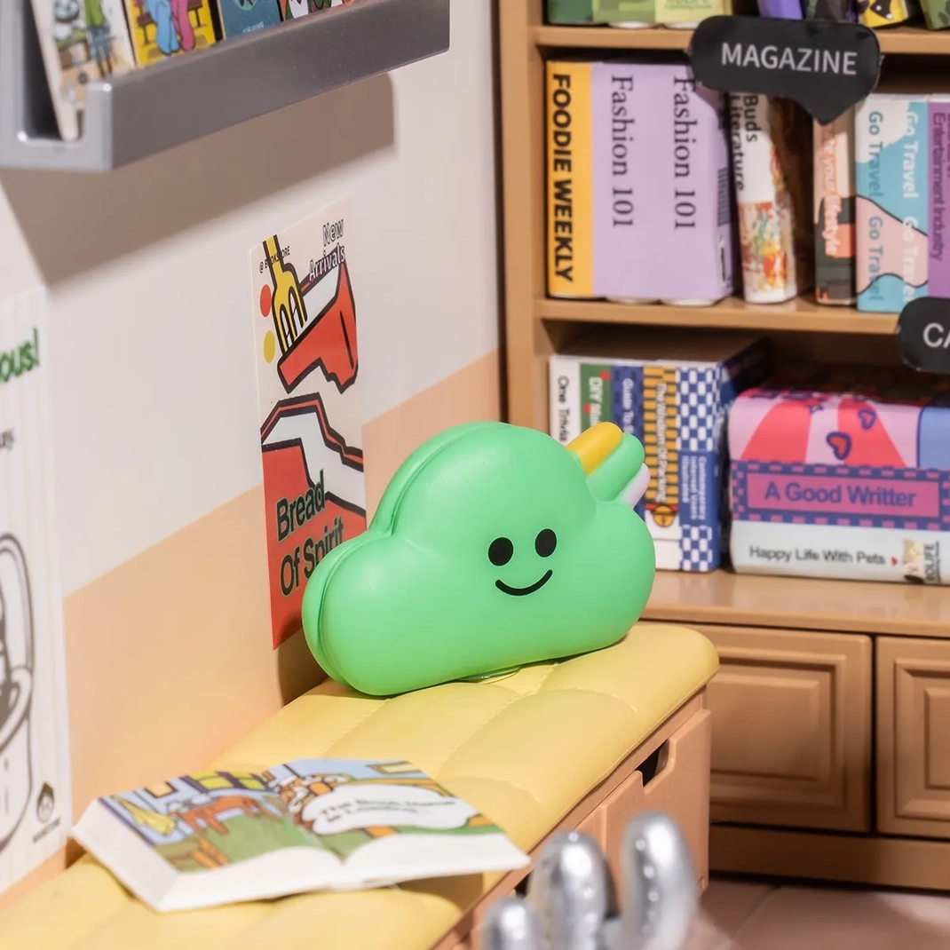 Miniature House Kit: Fascination Book Store