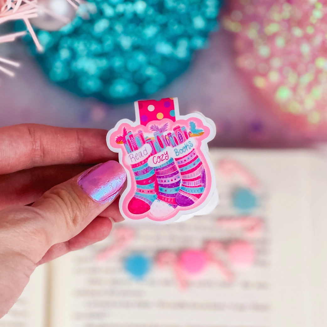 Read Cozy Books Magnetic Bookmark