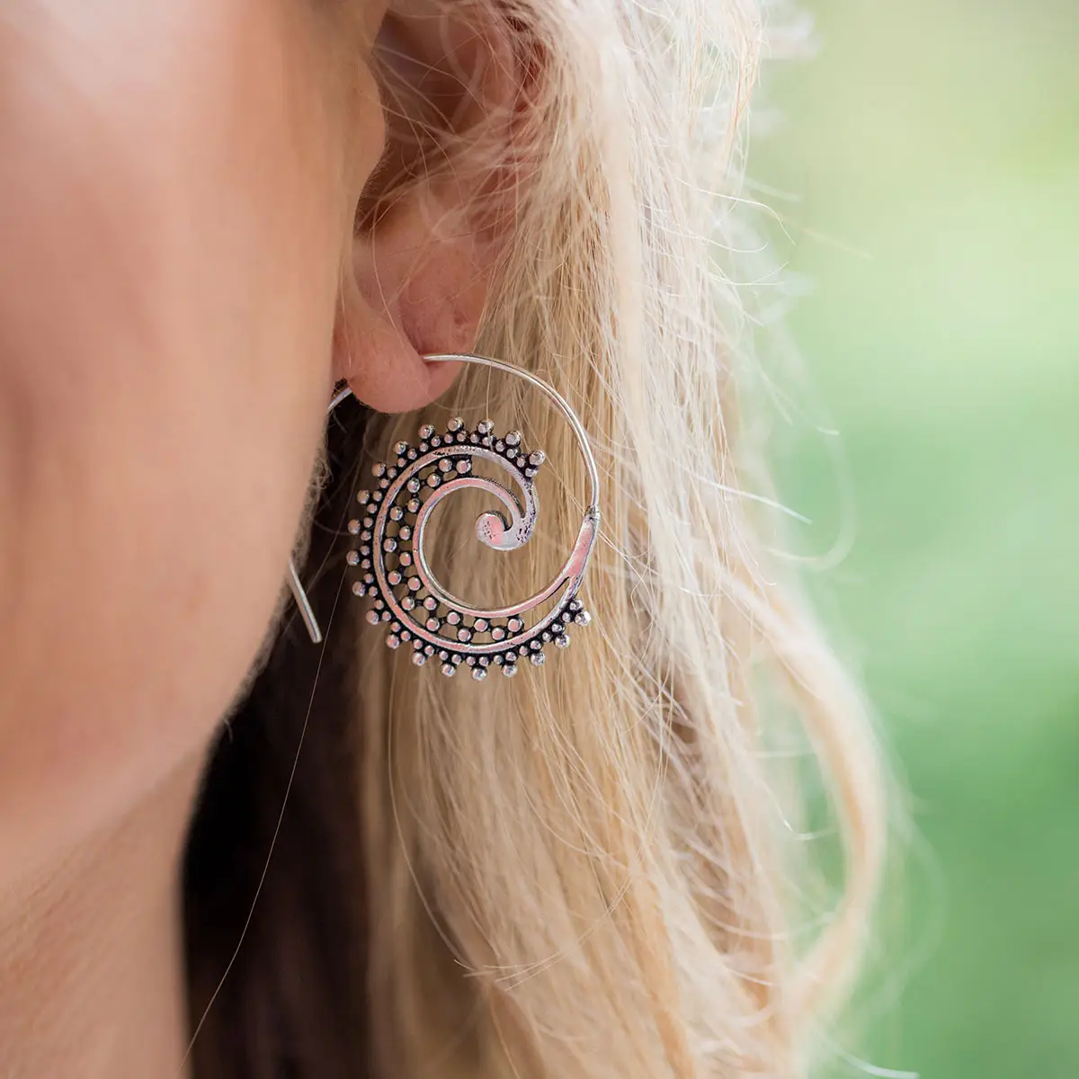 Open Hoop Earrings Filigree Dot