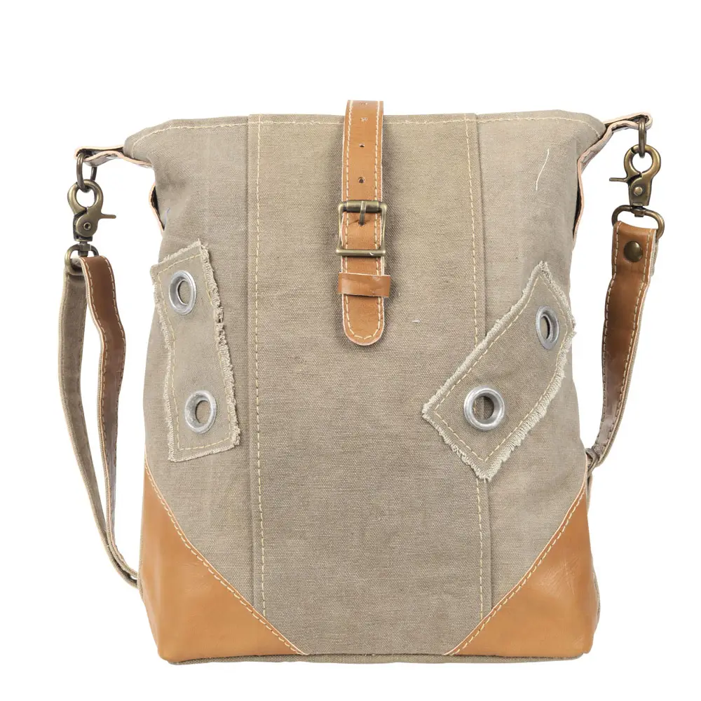 Plain Canvas w/ Buckle Bag