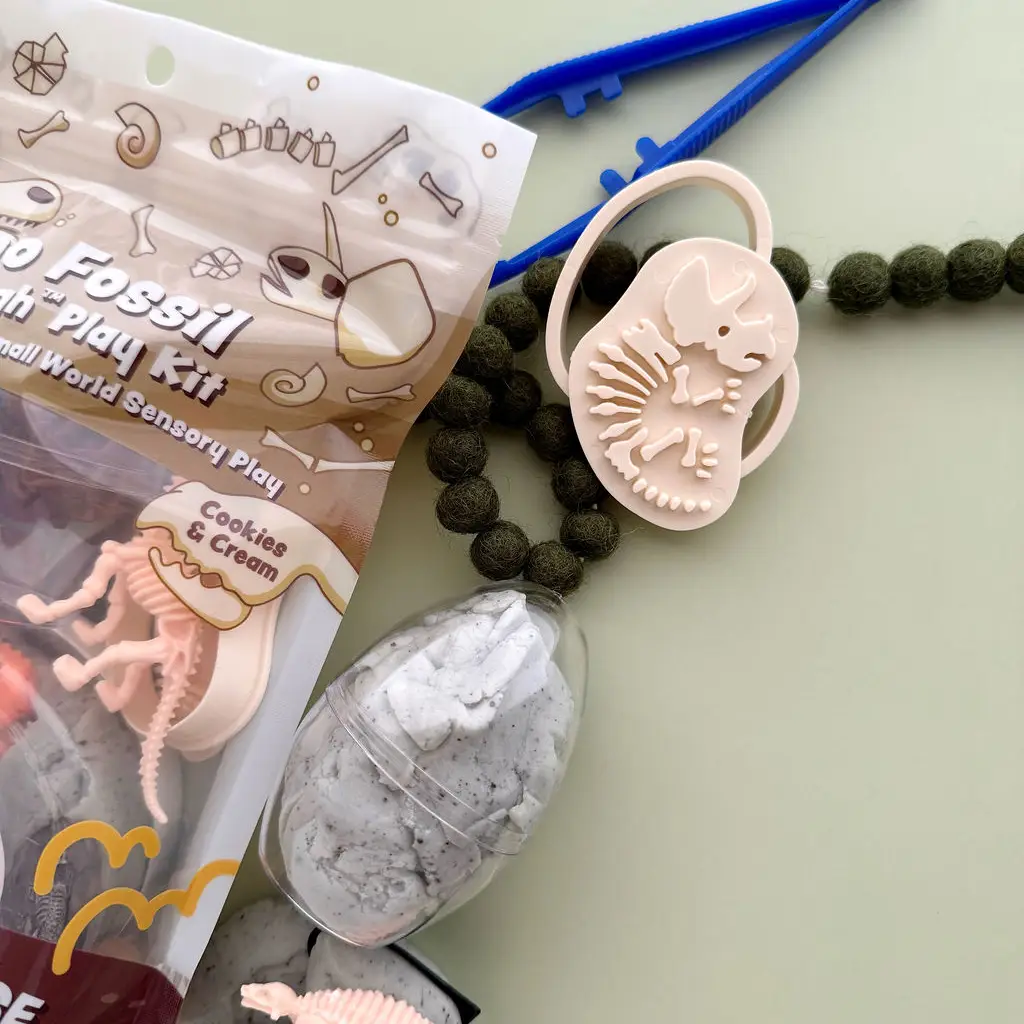 Dough Play Pack: Dino Fossil Dig